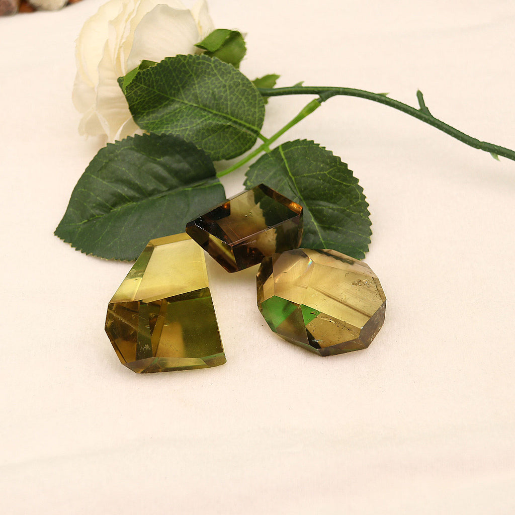 Natural citrine pillar ornaments hexagonal crystal pillar