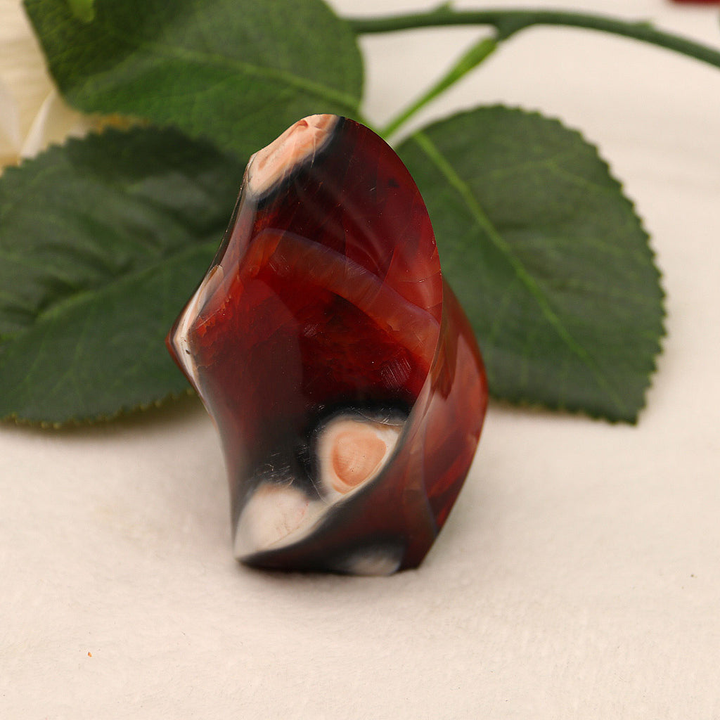 Natural Red Onyx Torch Crystal Quartz Bullet Shaped Reiki Healing Crystal Mineral Specimens